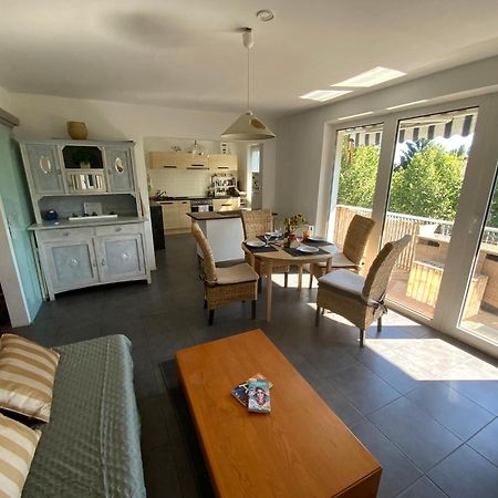 Luminous Apartment In Kehl Near Strasbourg, Conveniently Located Next To A Tram Stop With Direct Access To Strasbourg City Centre Luaran gambar